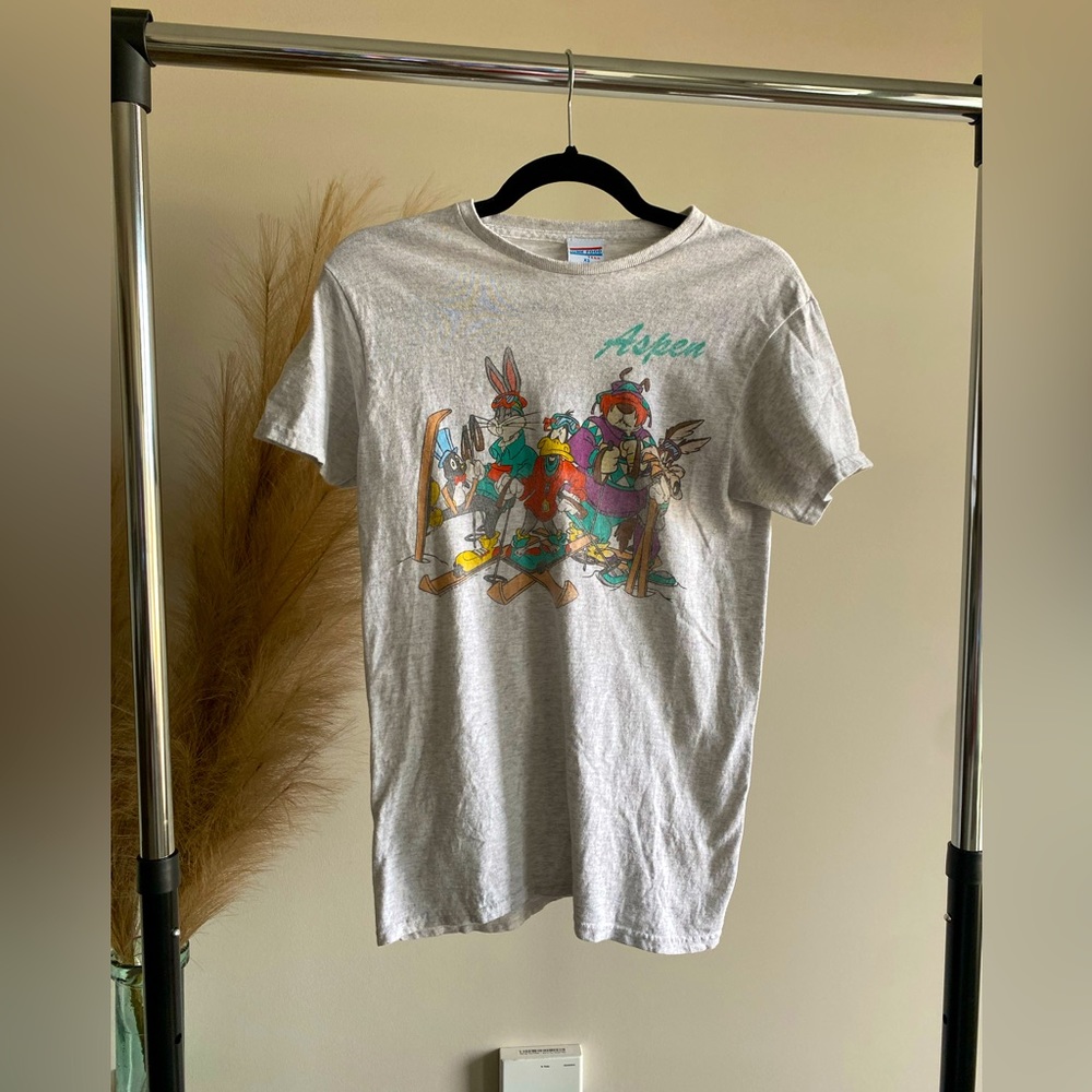 Vintage graphic tshirt